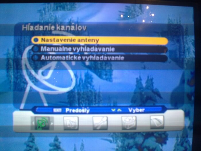 24122010137